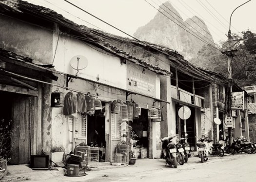 Un coin de rue tranquille à Dong Van, Ha Giang 
